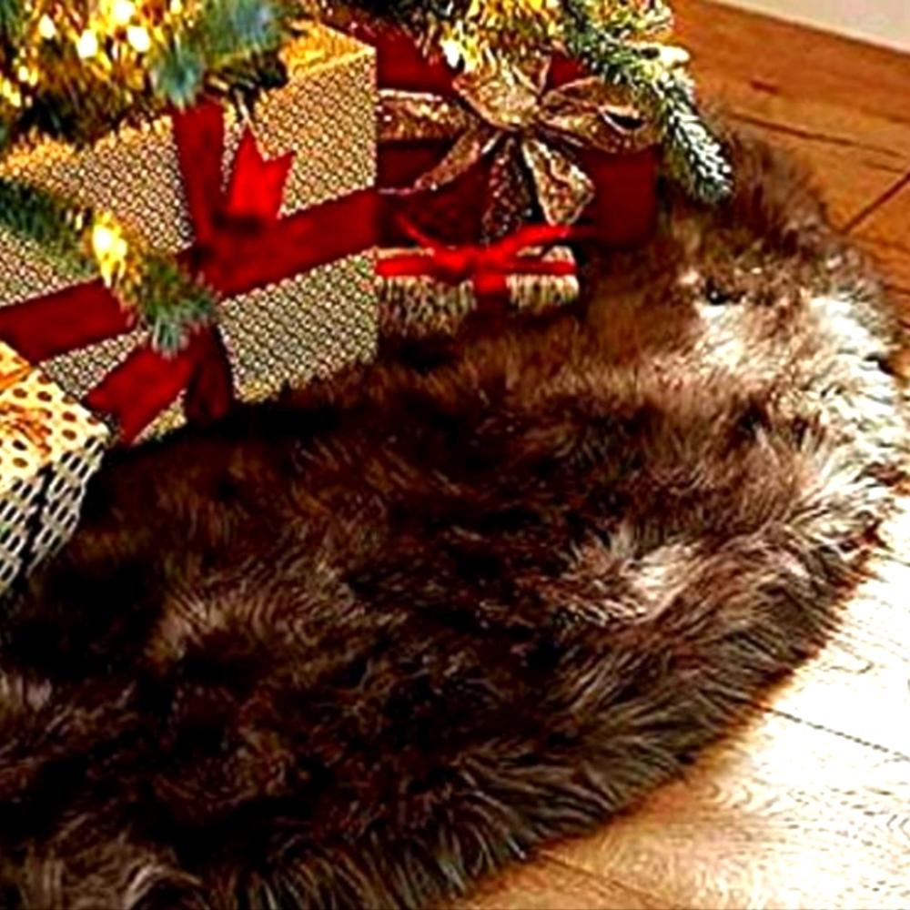 Brown Faux Fur Christmas Tree Skirt 36" Round